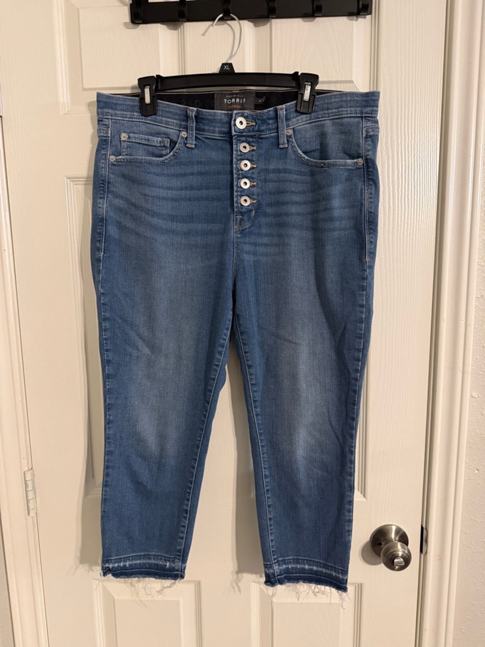torrid Medium Blue High-Rise Button-Fly Cropped Jeans